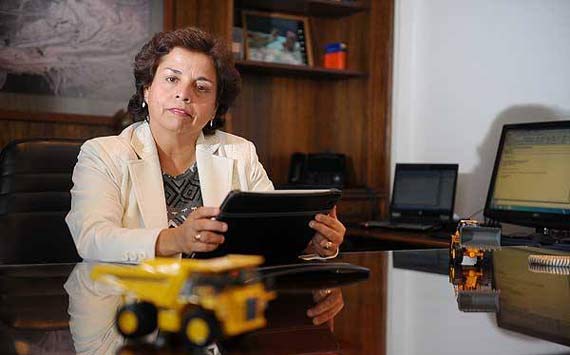 MINISTRA-MINERIA-2-0716